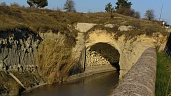canal_tunnel_malpas